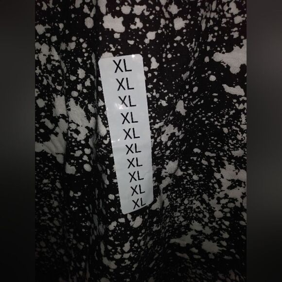 SPLATTER PRINTED FASHION TEE XL NWT GREAT CONDITION 👍 - Picture 4 of 5